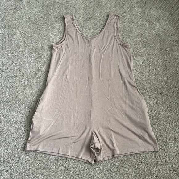 -NWOT Nfsion Womens Summer Casual Sleeveless Romper with Pockets - Size: Large - Picture 2 of 6